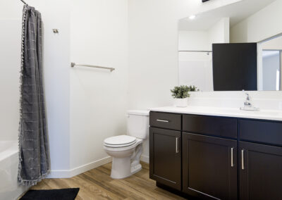 Sage Meadow Apartments bathroom - multifamily residential design, Sioux Falls